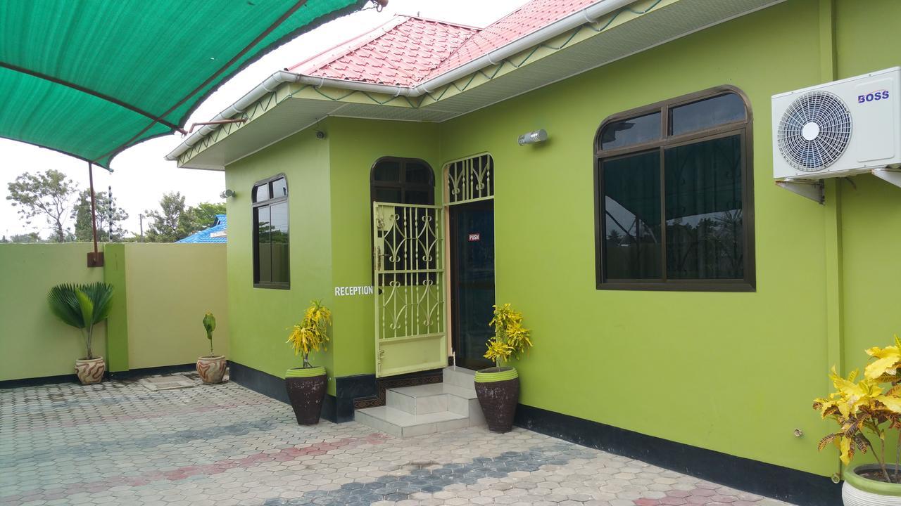 Mauya Executive Lodge Dar es Salaam Exterior foto